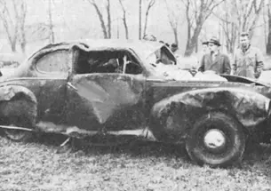 The Lincoln Zephyr coupe belonging to W. Leonard Alexander ’22, shortly after it was hauled to the bank of Lake Carnegie.