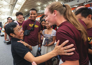 Nobel Peace Prize laureate Maria Ressa ’86 with the Class of 2027