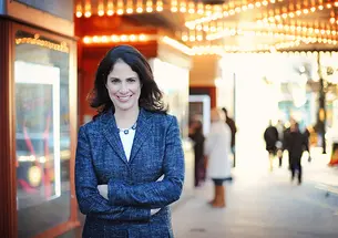 Stephanie Flack â92 (Â© Amy Moore)