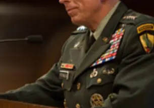 i-d154f48e357db9a86ba65b39c1b136e5-petraeus_ad.jpg