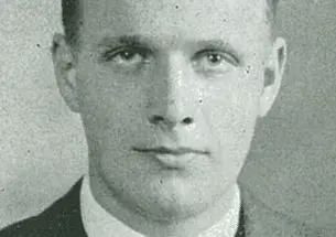 Lewis Thomas ’33: The Road Not Taken?