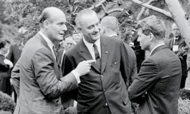 Katzenbach with President Lyndon B. Johnson and Attorney General Robert F. Kennedy in August 1964