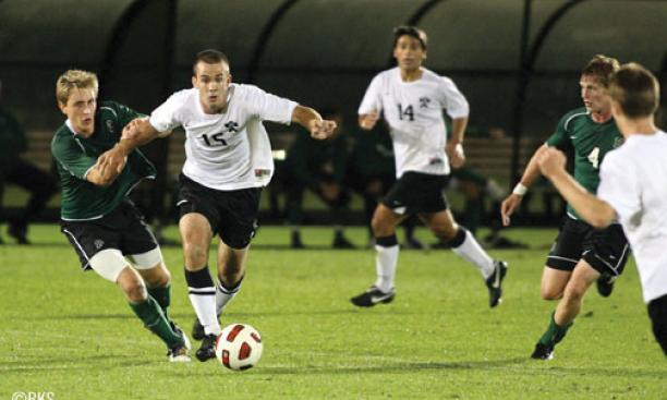 Josh Walburn ’11, left, and the Tigers won 12 straight games, including all seven Ivy matches.