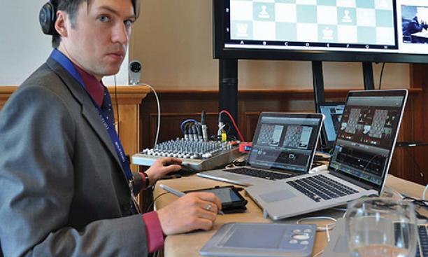 Macauley Peterson ’01 helped launch chess24.com, which has live-streaming of professional matches, video lessons, and interactive online chess play.