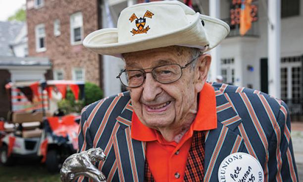 For the second year, 102-year-old Walter Francis “Pete” Keenan ’35 *36 received the Class of 1923 Cane, awarded to the oldest returning alum from the earliest class.