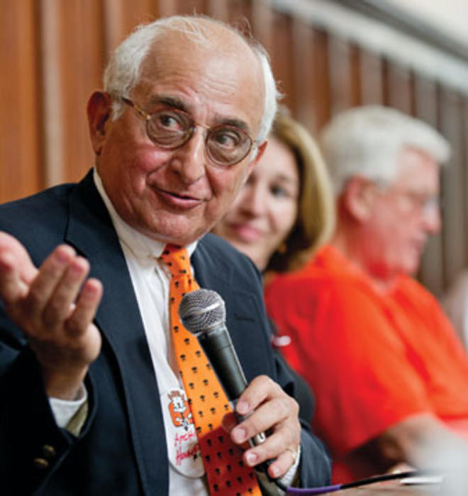Archie Hovanesian Jr. ’62