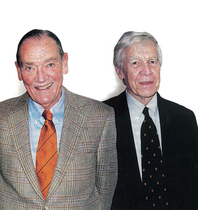 John Bogle ’51, left, and Philip Bell ’46 *56