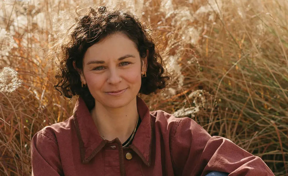 Jessica Gross ’07 Explores Awkwardness of Intimacy in New Novel Jessica Gross ’07 Explores Awkwardness of Intimacy in New Novel