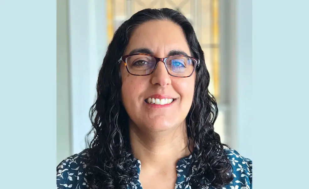 Jennifer Arwade ’00 Is Hooked on Community Organizing in Chicagoland