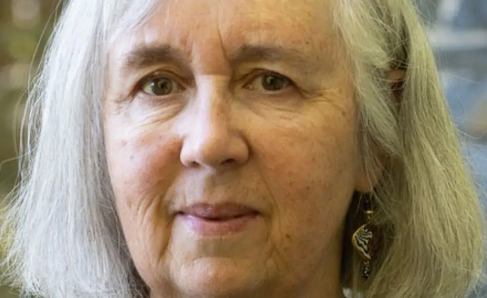 Novelist Roberta A. Harold ’73 Imagines the World of Civil War Widow Annie Shaw Novelist Roberta A. Harold ’73 Imagines the World of Civil War Widow Annie Shaw