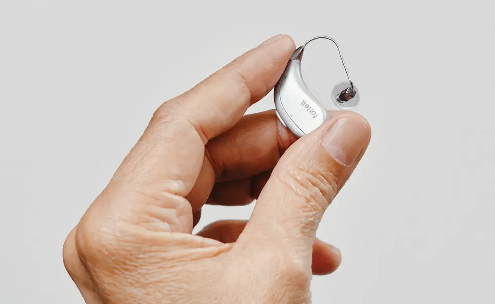 Alumni-Made AI Hearing Aids Help a Hoops Coach and Others Alumni-Made AI Hearing Aids Help a Hoops Coach and Others