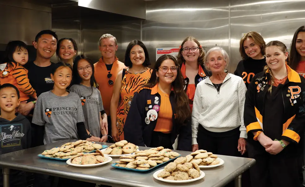 Murray-Dodge Caf&eacute; Celebrates 50 Years of Free Cookies