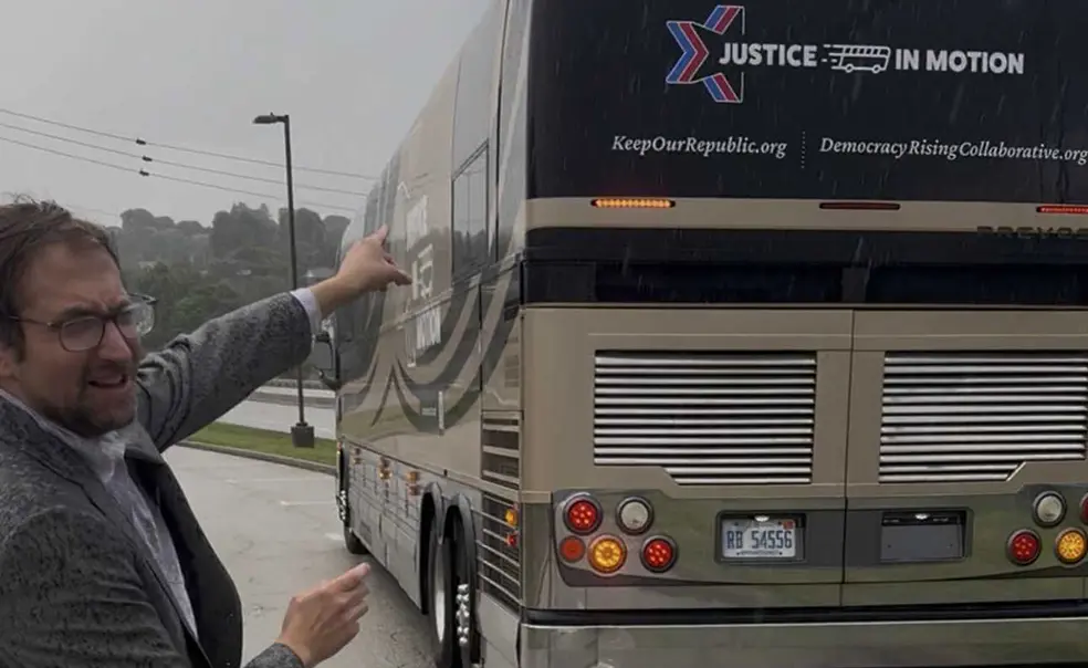 Danny Miller &rsquo;05 Took Judges on a Road Trip to Promote Democracy