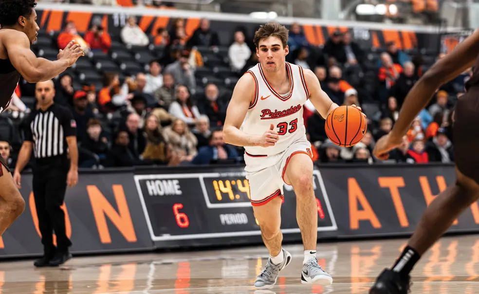 Experienced Men’s Basketball Team Looks to Prove Last Season’s Dip Was an Outlier Experienced Men’s Basketball Team Looks to Prove Last Season’s Dip Was an Outlier