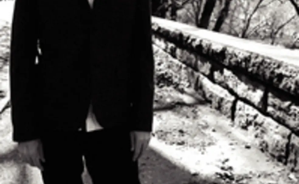 De Jonge '77 pens another crime novel De Jonge '77 pens another crime novel