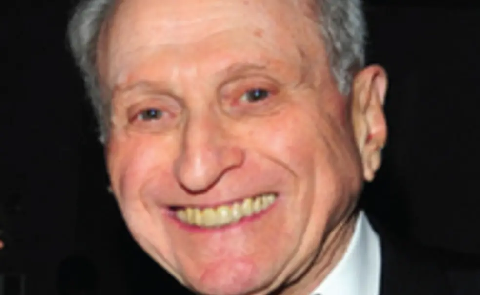 Schlosser '49 helps to provide museum space for converging media