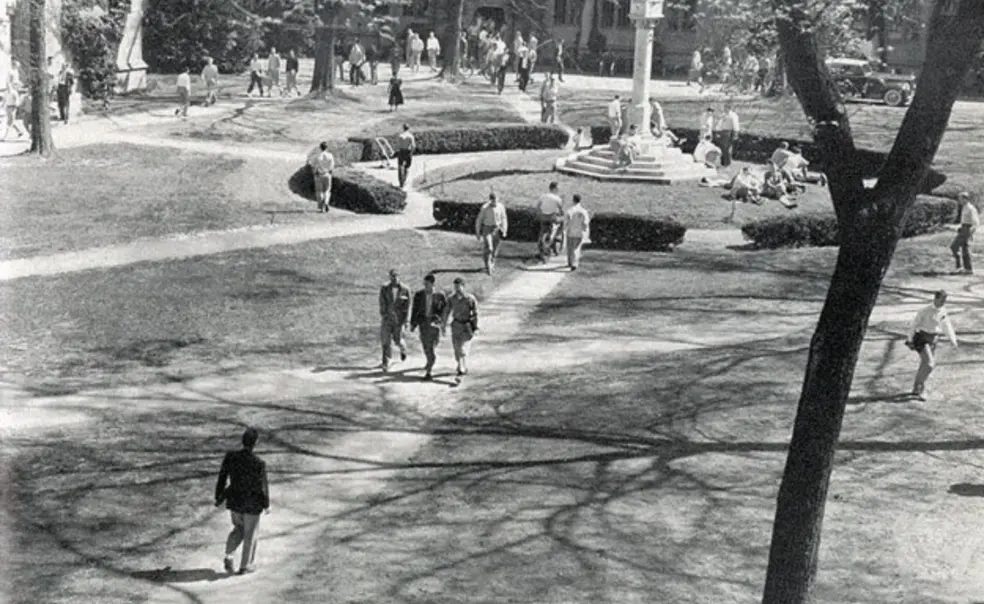 #ThrowbackThursday: Meet Me at the Sundial