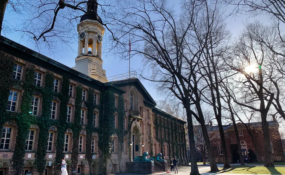 University Shares Fossil-Fuel Holdings in Endowment