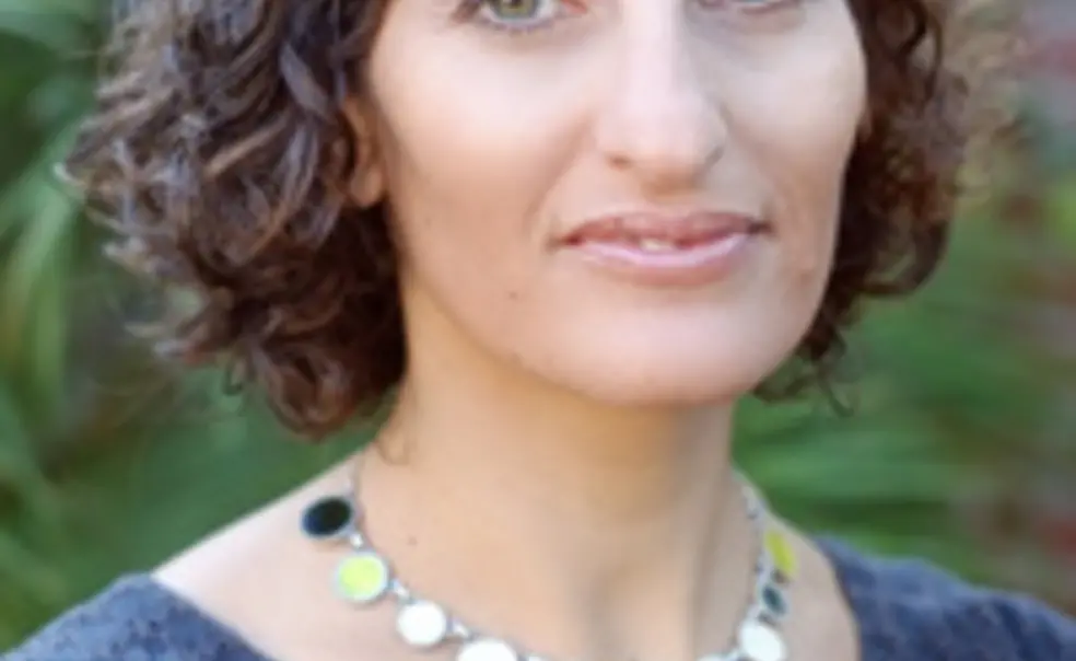 Saguy *00 argues against our obsession with weight Saguy *00 argues against our obsession with weight