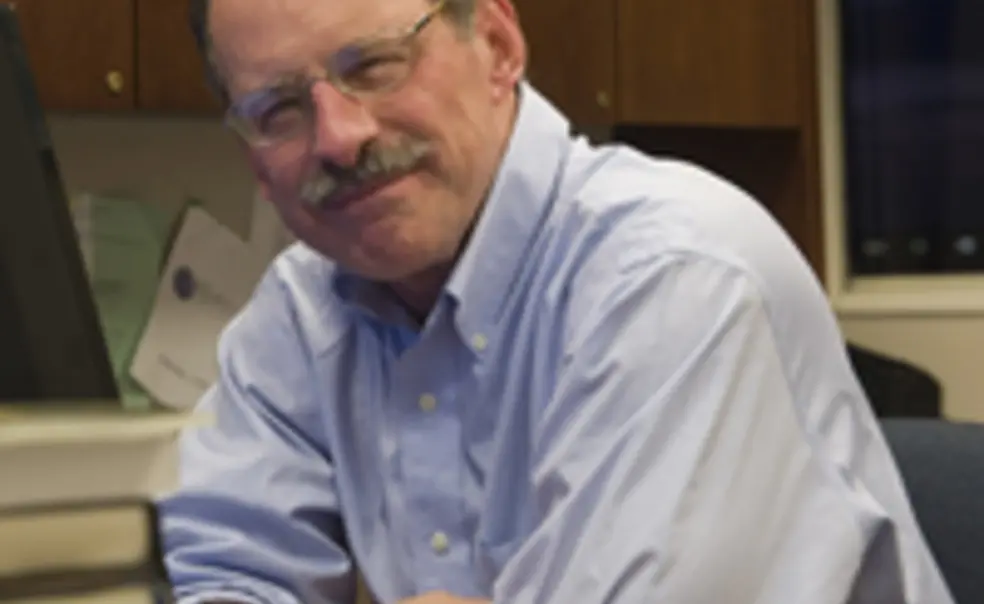 20489-Taylor, StuartCROP-thumb-200x205-20488.jpg