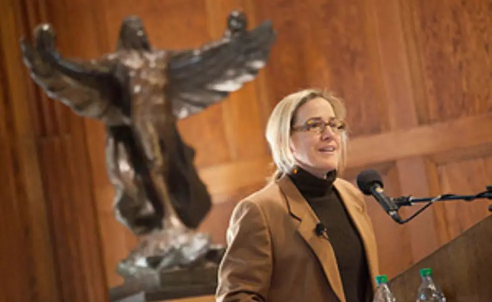 Tiger of the Week: Caroline Elkins '91