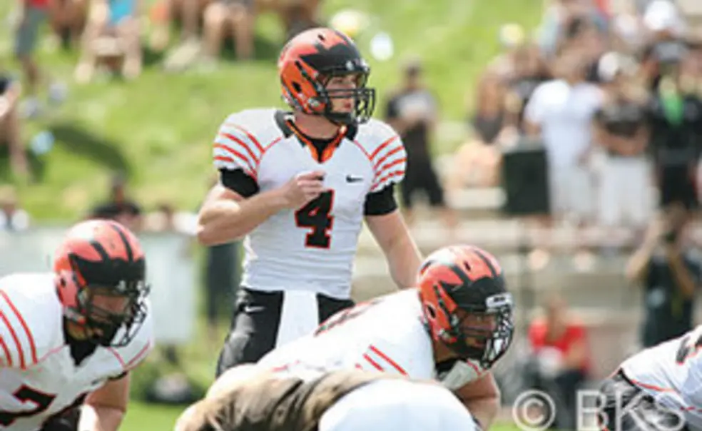 Epperly '15, Michelsen '15 Lead Football to 3-1 Start