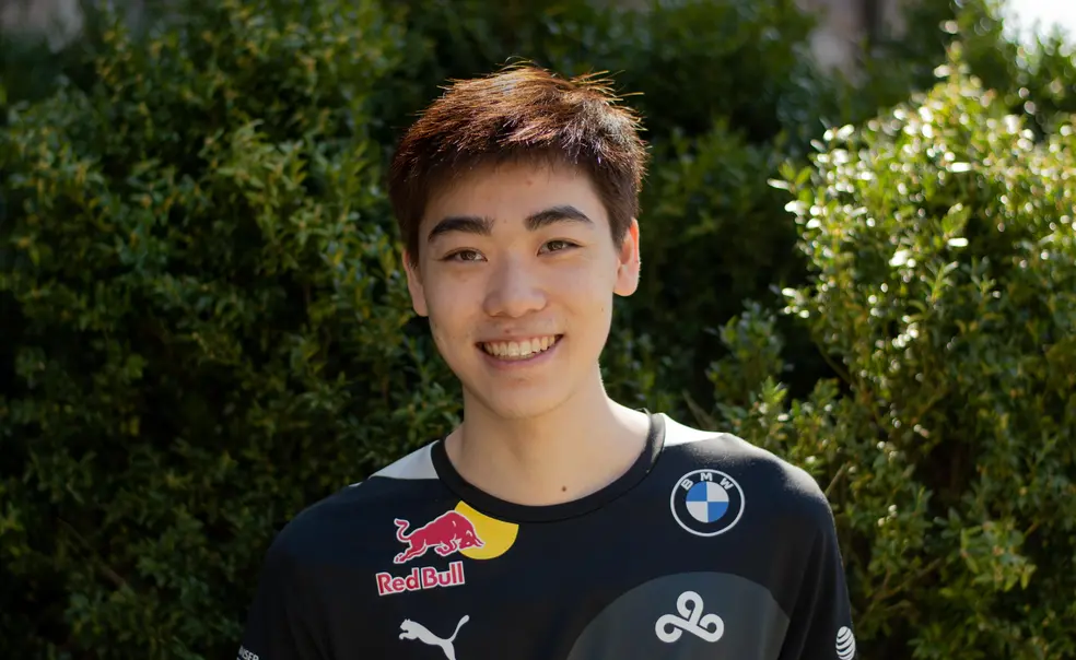 Princeton’s Quick-Thinking Chess Star Builds a Livestream Following 