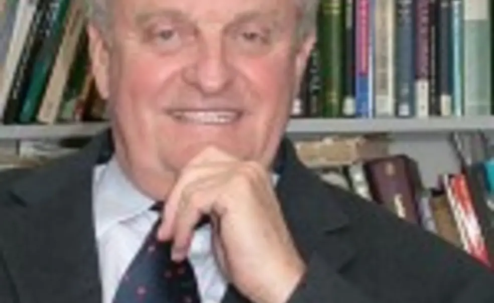 Professor Paul Sigmund Dies at Age 85 Professor Paul Sigmund Dies at Age 85