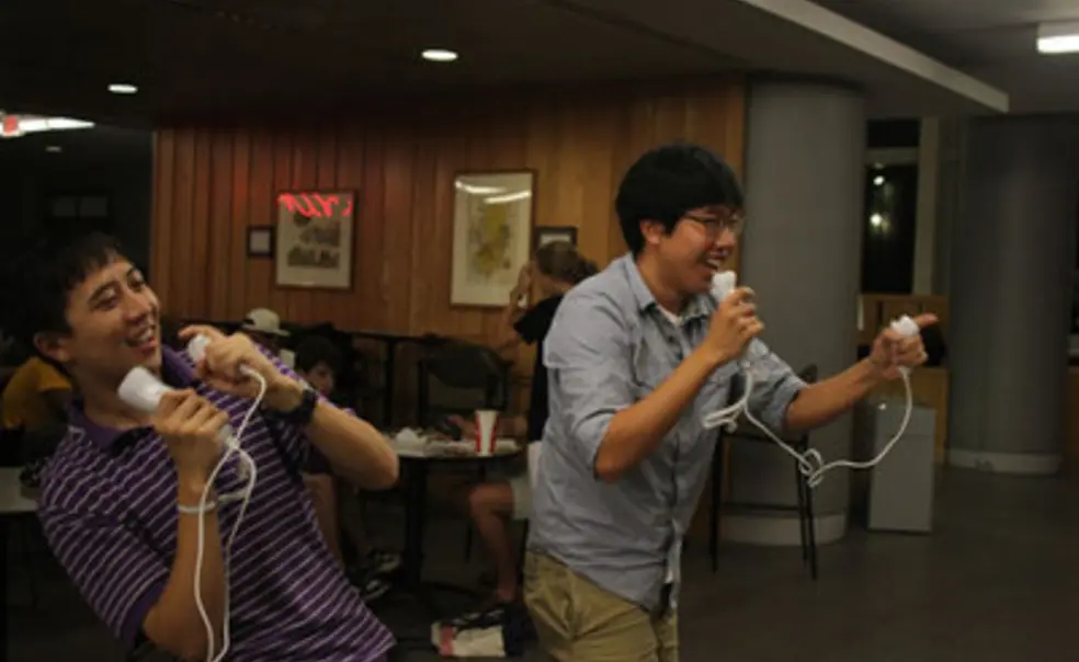 Wii spree: In both new and traditional games, freshmen top sophomores