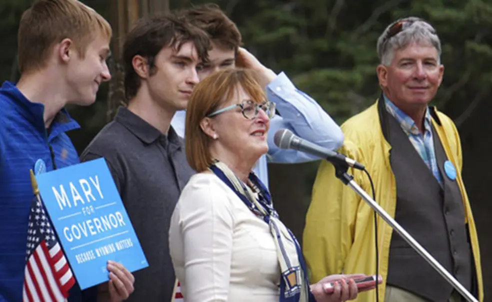 Sept. 4, 2018: Throne ’82 Vies for Governor’s Seat in Wyoming; Ehrlich ’79 Joins Maryland Football Panel