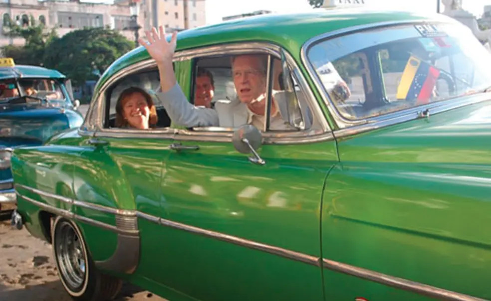 Alumni travel to Cuba