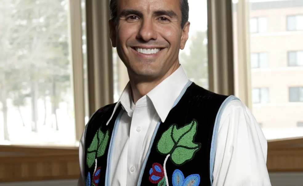 Language Warrior Anton Treuer ’91 Revitalizes Ojibwe Language Warrior Anton Treuer ’91 Revitalizes Ojibwe