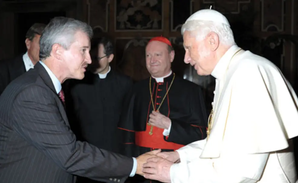 Max Gomez ’73 brings adult stem-cell research talks to Rome