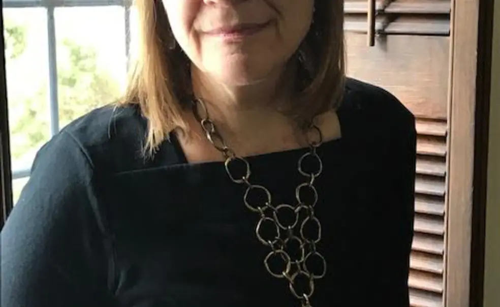 Alison Leigh Cowan ’82 Compiles Tips to Navigate College Life