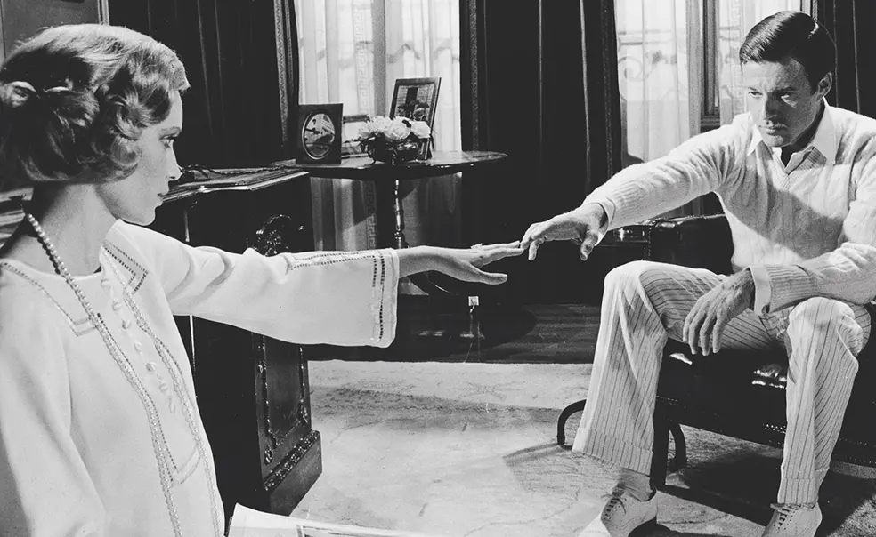 How ‘The Great Gatsby’ Explores Prejudice 