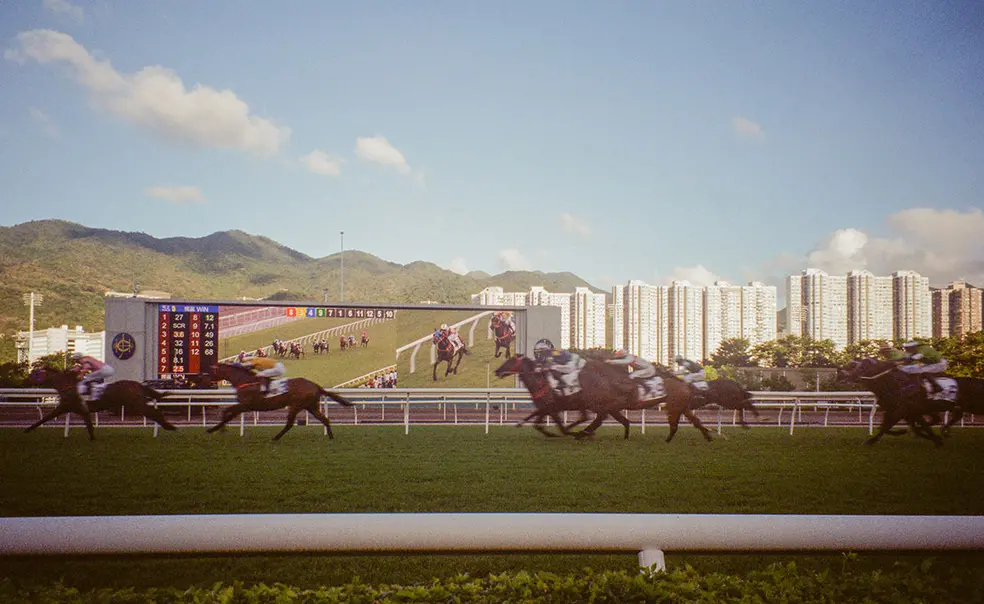 A Summer of Exploring, Writing (and Sweating) in Hong Kong A Summer of Exploring, Writing (and Sweating) in Hong Kong