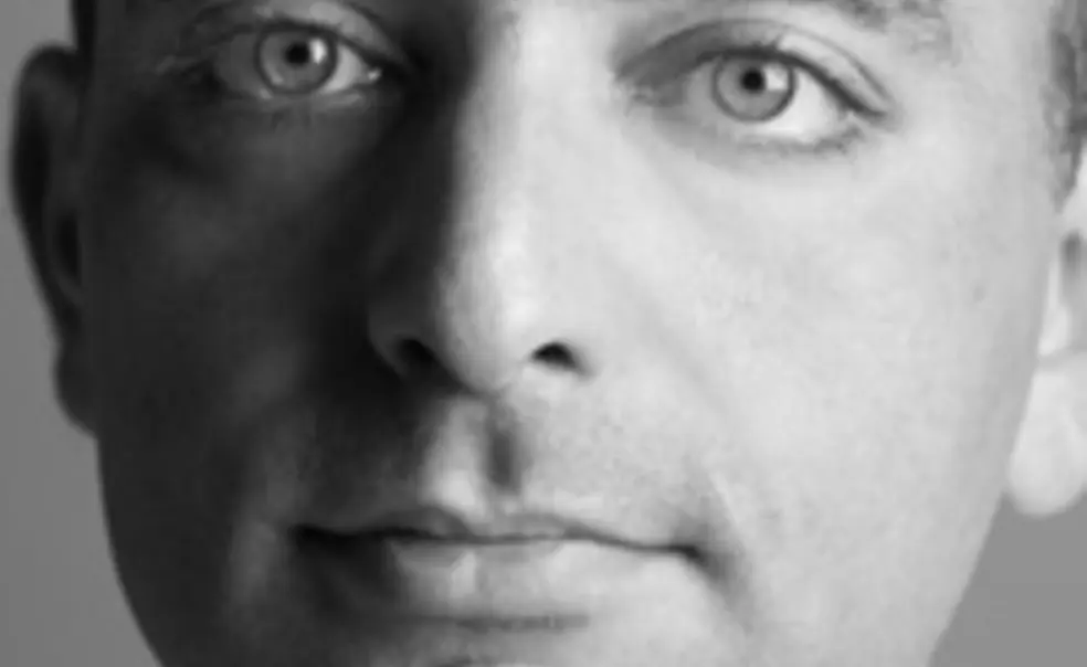 Braude *98 pursues a mysterious murder in Casablanca