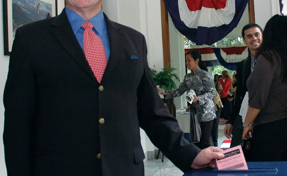 Alumni Profile: Cameron Hume '68, boosting U.S.-Islamic ties