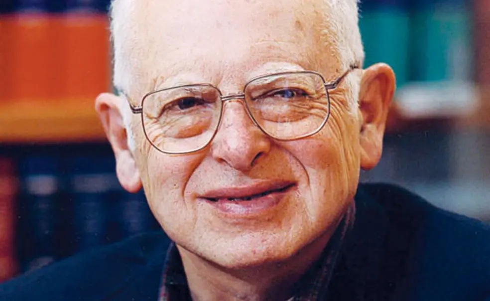 A moment with ... Fred Greenstein A moment with ... Fred Greenstein