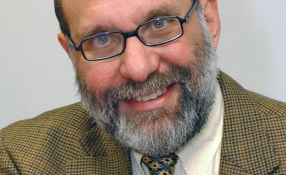 Faculty retirement-incentive plan aims to spark more junior hires Faculty retirement-incentive plan aims to spark more junior hires