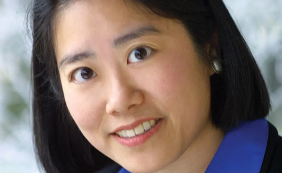 APGA seeks new sense of connection for grad alums APGA seeks new sense of connection for grad alums