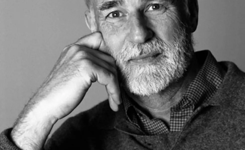 A novel is born A novel is born