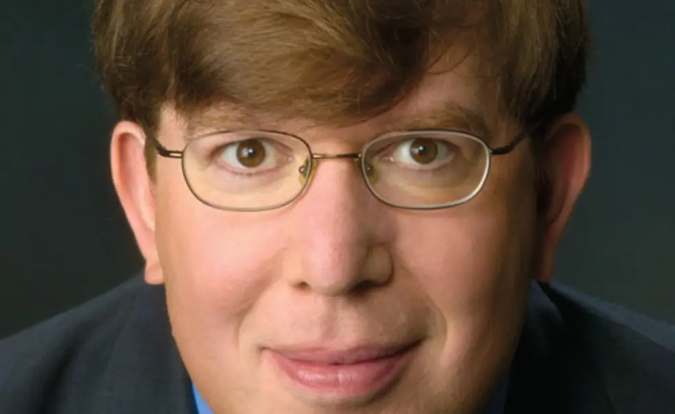 LIVE.RR_Seife.jpg Science journalist Charles Seife ’93 shows how information wrapped in numbers — from scientific studies to advertising claims — can bend the truth.