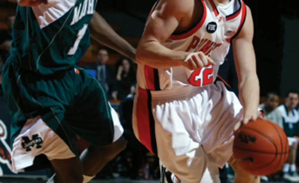 Early foes frustrate men's hoops