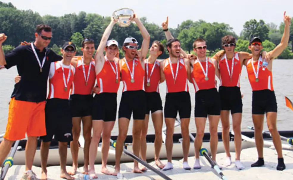 Lightweight men repeat as national champions Lightweight men repeat as national champions