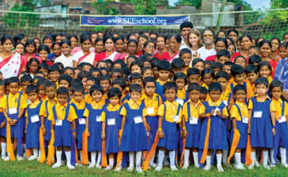 Alumni Profile: Indrani Pal-Chaudhuri '01, celebrity photographer Alumni Profile: Indrani Pal-Chaudhuri '01, celebrity photographer