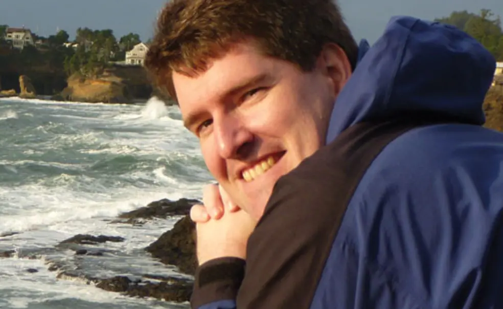 Alumni Profile: John Schmitt *01, running-robot designer