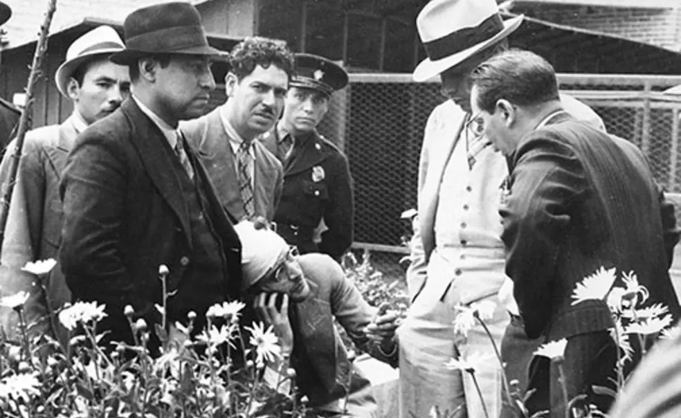 History: A Murder in Mexico History: A Murder in Mexico