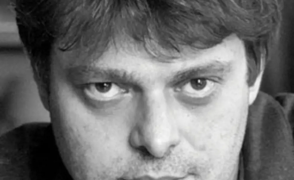 A moment with... Vladimir Teichberg ’96, on publicizing protest A moment with... Vladimir Teichberg ’96, on publicizing protest