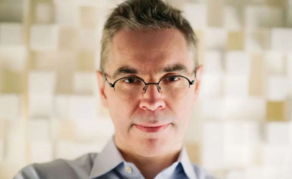 An impetuous singer, exiled to the gulag